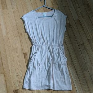 Dress with pockets!!
